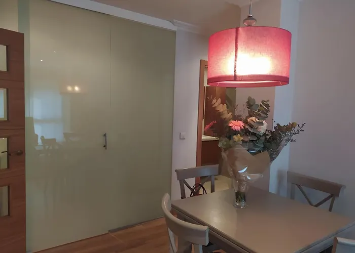 Apartment En El Centro Con Garaje Directo.