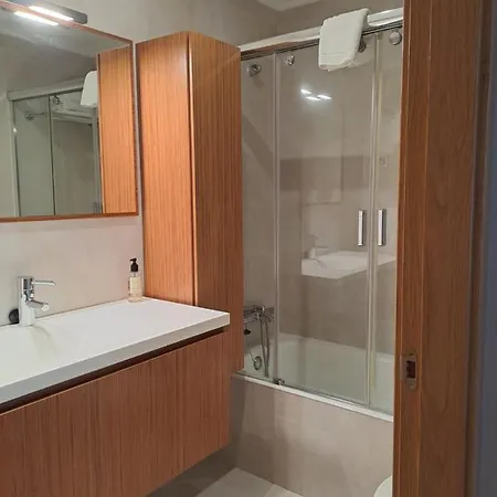 En El Centro Con Garaje Directo. * Бильбао