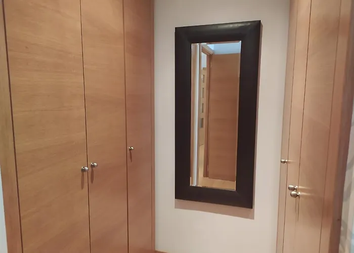 Daire En El Centro Con Garaje Directo. *